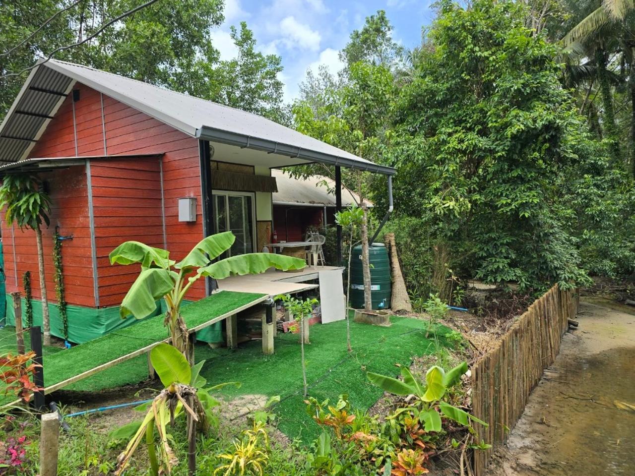 Pink Kangaroo Bungalows Ko Kut Luaran gambar